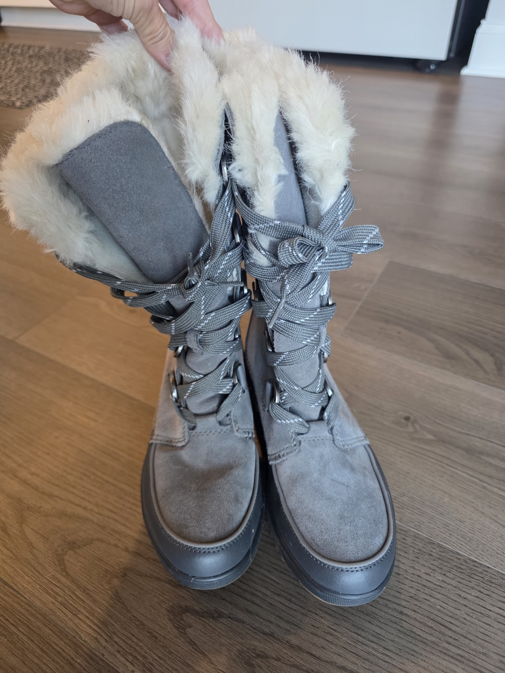 Sorel - Tivoli Boot - Size 8.5 NWOT